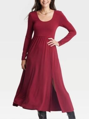 a new day Long Sleeve Scoop Neck Maxi Dress in Burgundy